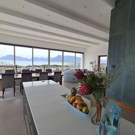 Mountain & Sea Apartments 콤메티에 외부 사진