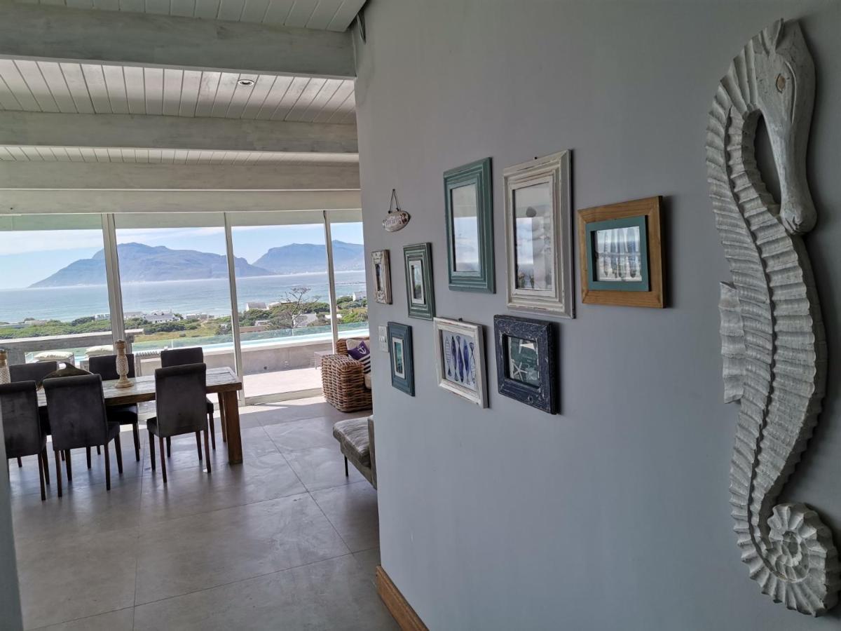 Mountain & Sea Apartments 콤메티에 외부 사진