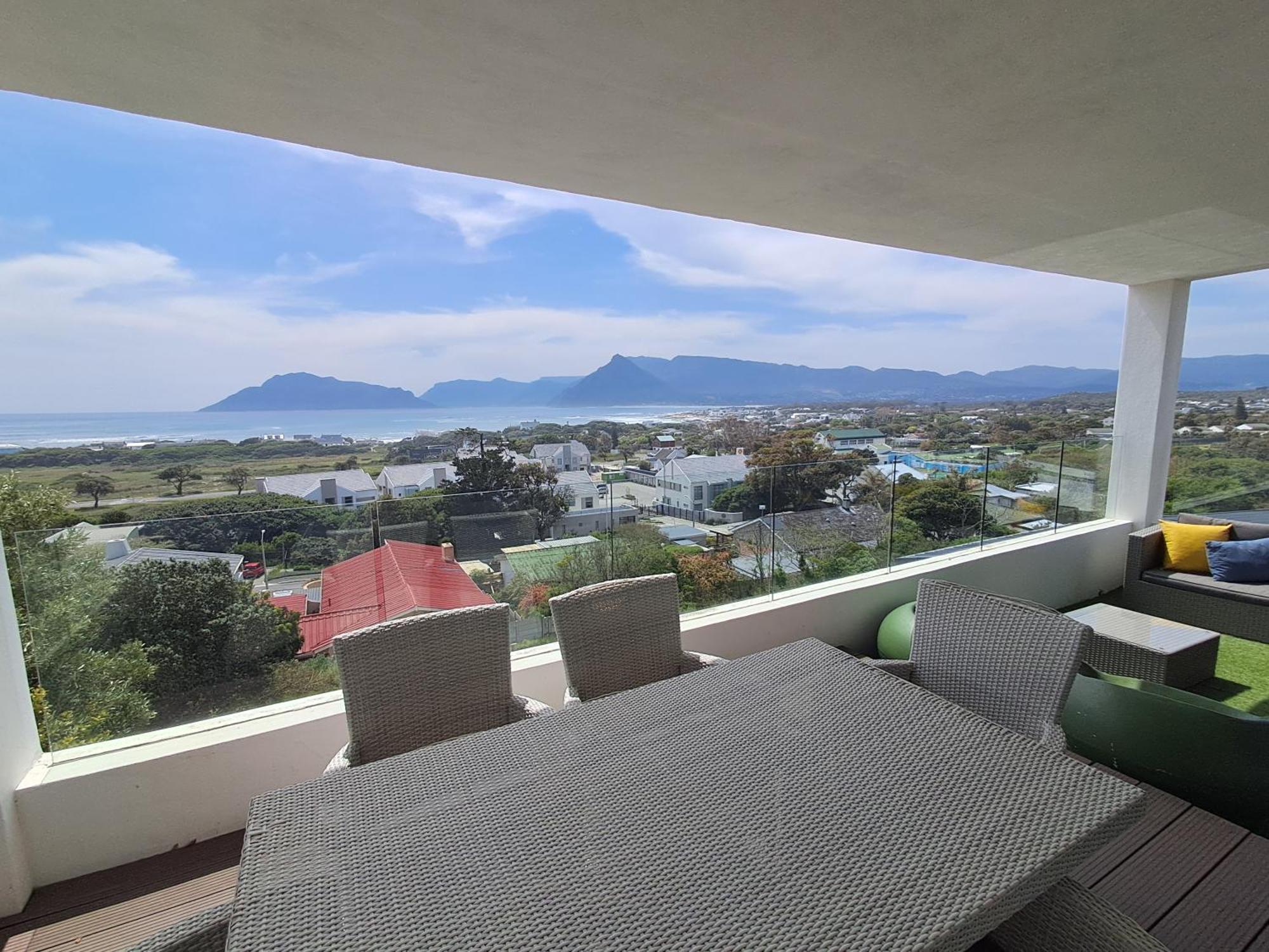 Mountain & Sea Apartments 콤메티에 외부 사진