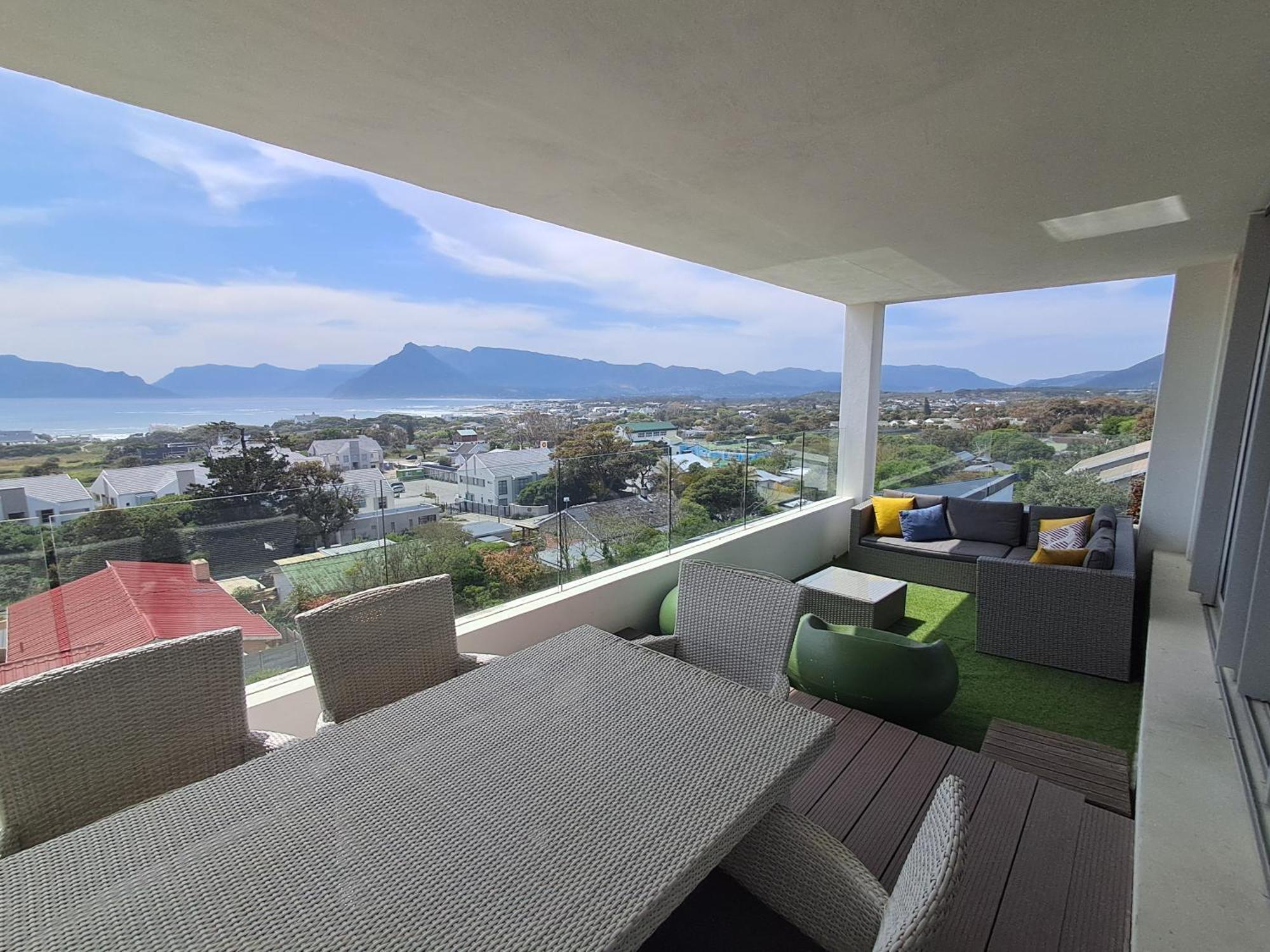 Mountain & Sea Apartments 콤메티에 외부 사진