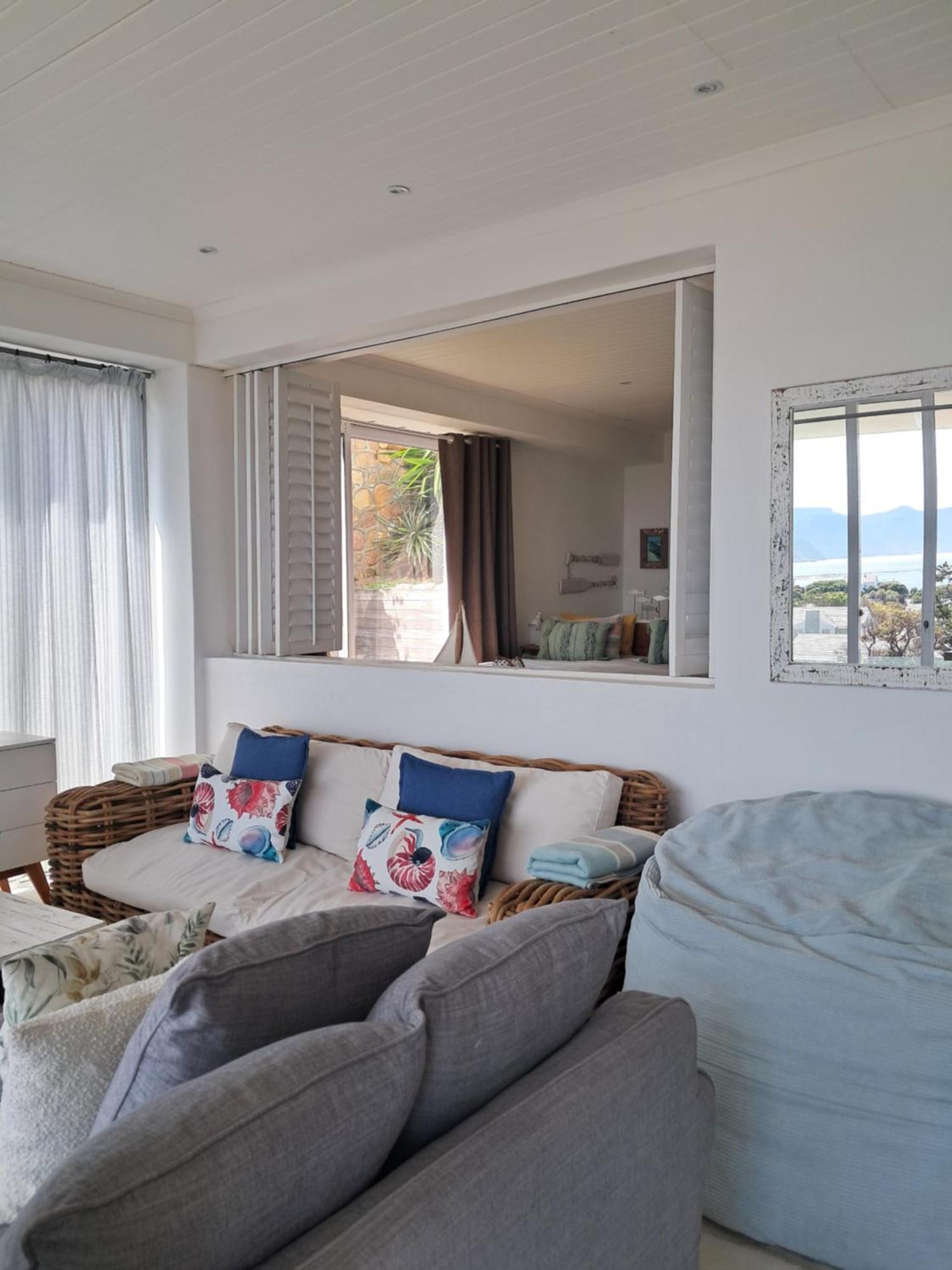 Mountain & Sea Apartments 콤메티에 외부 사진