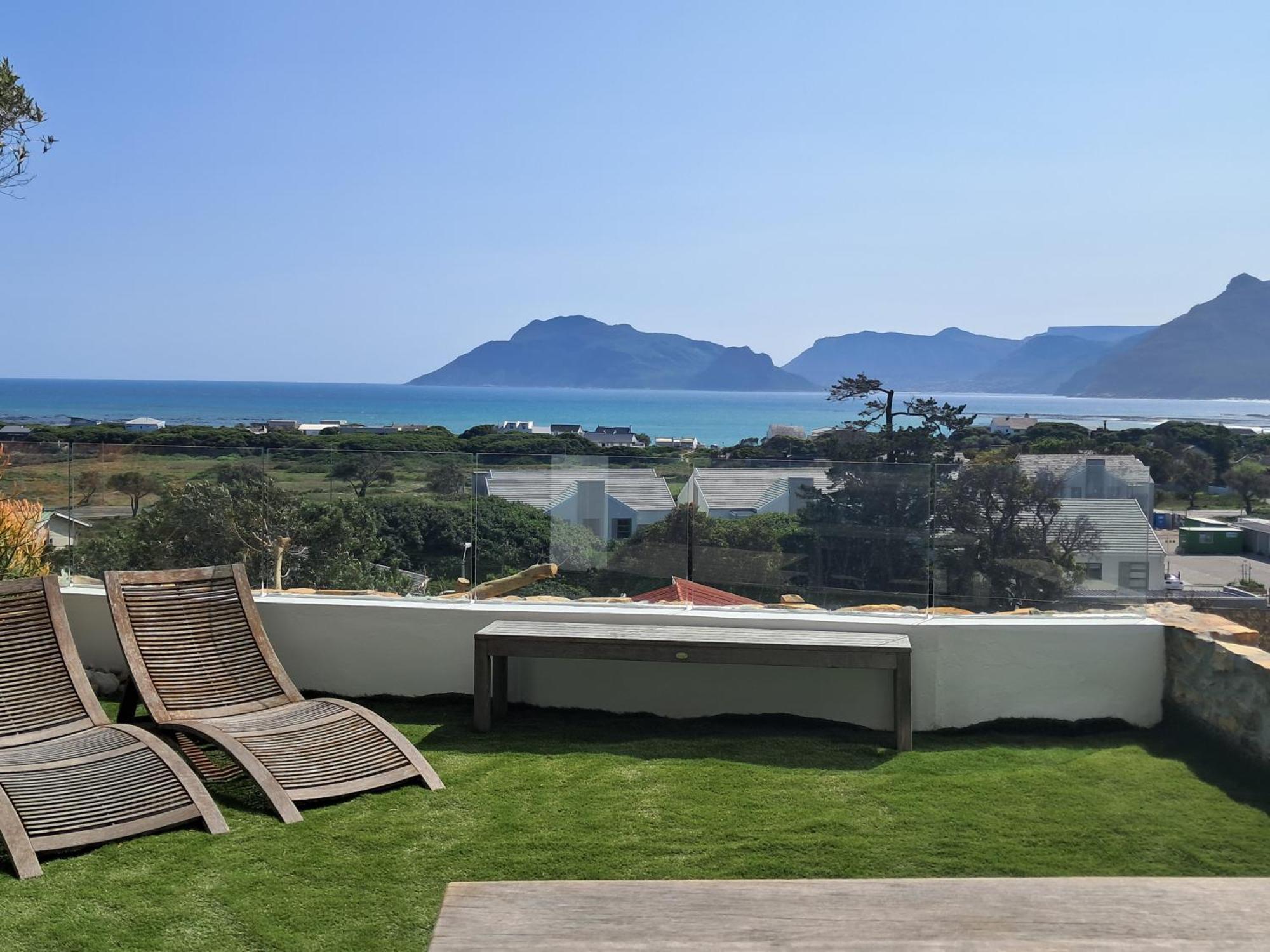 Mountain & Sea Apartments 콤메티에 외부 사진
