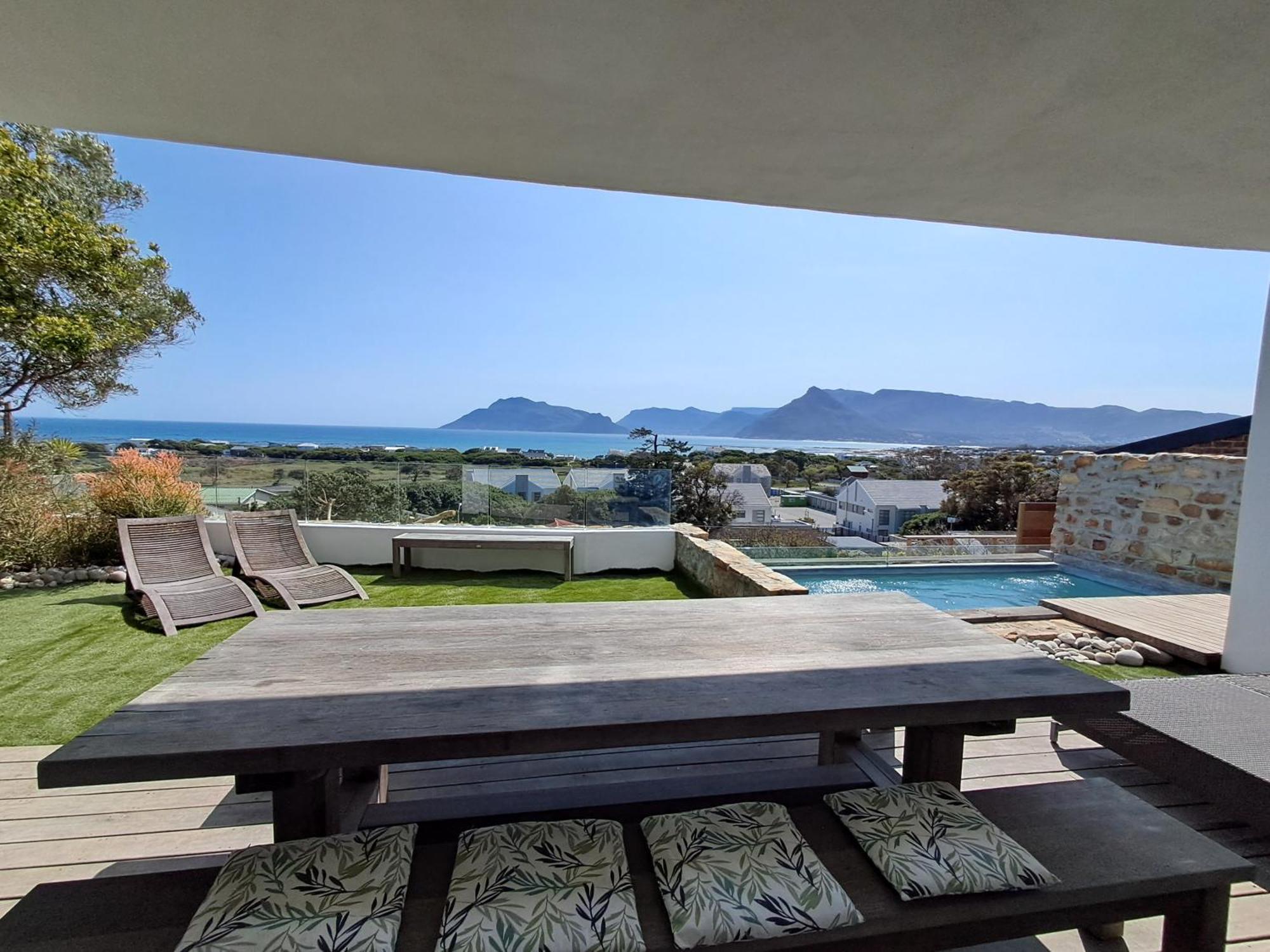 Mountain & Sea Apartments 콤메티에 외부 사진